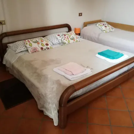 Casale Cadeloro Prázdninový dům Nebbiuno
