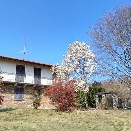 Casale Cadeloro Holiday home Nebbiuno