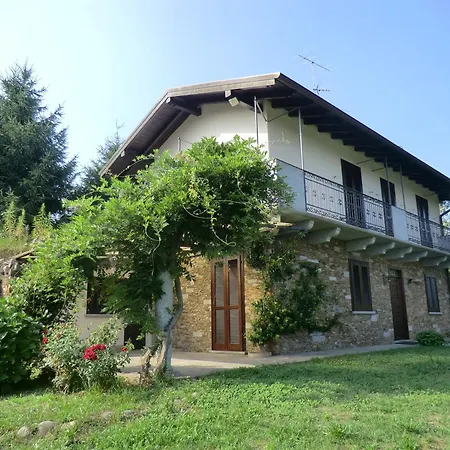 Holiday home Casale Cadeloro