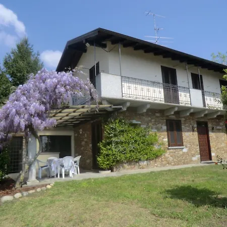Holiday home Casale Cadeloro Nebbiuno