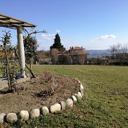 Feriehus Casale Cadeloro Nebbiuno
