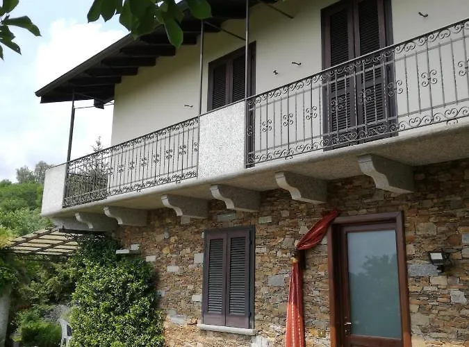 Casale Cadeloro 펜션 *