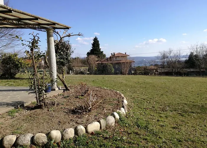 펜션 Casale Cadeloro Nebbiuno